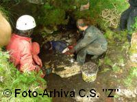 Digging in "Sesul Padisului" Plateau, 2007, Photo Damm